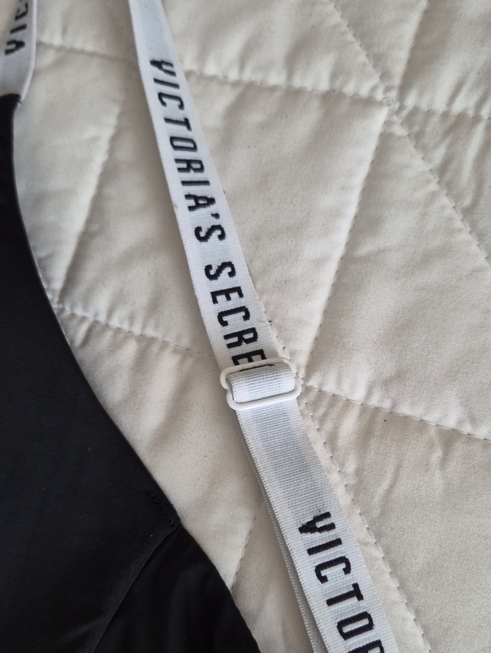 2 For 1 Victora Secret!! Tee Shirt. 36DD. - Picture 9 of 12